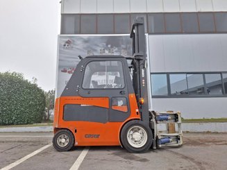 Four wheel front forklift Carer Z70H - 5