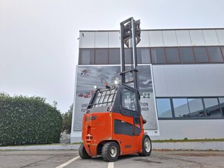 Four wheel front forklift Carer Z70H - 11