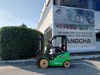 Four wheel front forklift Hangcha XC25i - 3