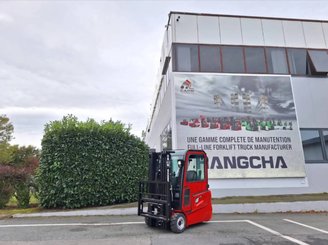 Three wheel front forklift Hangcha A3W18