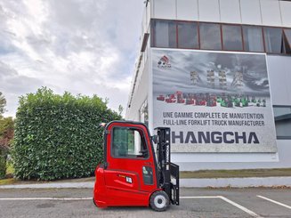 Three wheel front forklift Hangcha A3W18