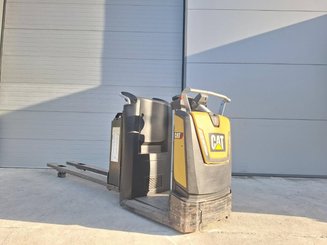 Low-level order picker Caterpillar N020NE