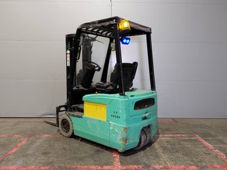 Three wheel front forklift Yale ERP16 ATF