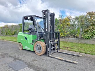 Four wheel front forklift Hangcha AE35-I