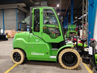 Four wheel front forklift Hangcha XC70i (CPD70-XCY2-SI)