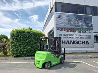 Four wheel front forklift Hangcha XC35i
