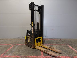 Pallet stacker Yale MS16 - 2