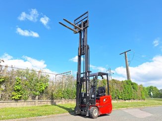 Three wheel front forklift Hangcha A3W15
