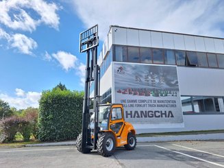 All-terrain forklift Hangcha TT30i-4 (CPD30-XY2GC-RT4) 