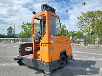 Multidirectional sideloader Hubtex DQ40G