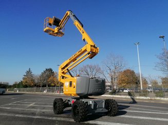 Articulated boom lift platform Haulotte HA16RTJ PRO