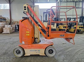 Vertical lift platform JLG TOUCAN 8E