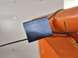 Vertical lift platform JLG TOUCAN DUO