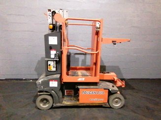 Vertical lift platform JLG TOUCAN DUO