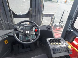 Four wheel front forklift Kalmar DCF370-1200