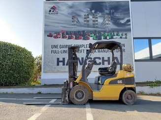 Four wheel front forklift Caterpillar GP20N - 2