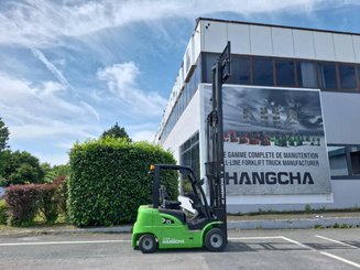 Four wheel front forklift Hangcha XC35i - 9
