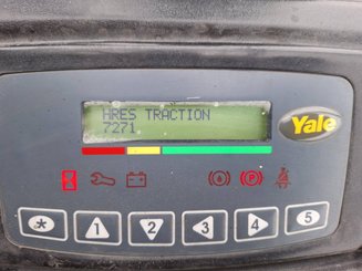 Three wheel front forklift Yale ERP16ATF - 11
