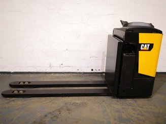 Low-level order picker Caterpillar NPR20N