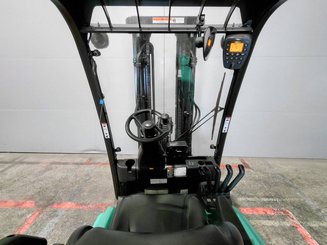 Three wheel front forklift Yale ERP20VTLWB - 8