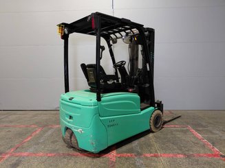 Three wheel front forklift Yale ERP20VTLWB - 3
