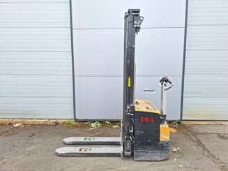 Pedestrian pallet stacker Caterpillar NSP16N2