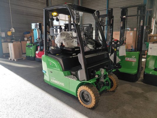 Three wheel front forklift Hangcha XC3-20i (CPDS20-XCY2G-SI) - 1