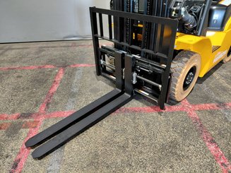 Four wheel front forklift Hangcha XE20Ci ( CPD20-XEXY2HA-SI )