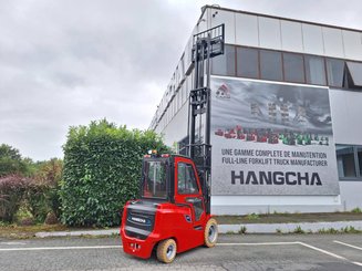 Four wheel front forklift Hangcha AE35