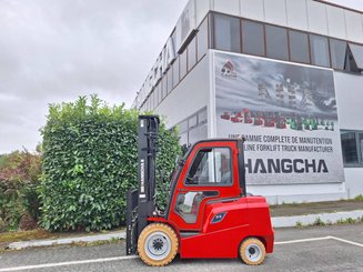 Four wheel front forklift Hangcha AE35