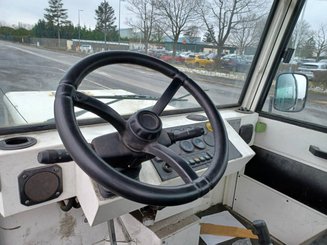 Tow tractor ATA 3600LPG