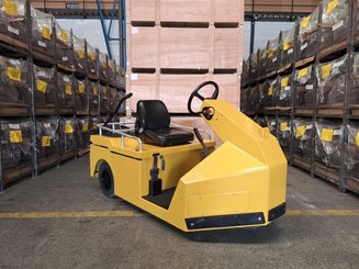 Tow tractor Charlatte TE206