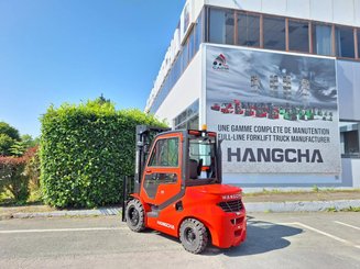 Four wheel front forklift Hangcha XF35D-2 (CPCD35-X2H7F1)