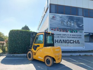 Four wheel front forklift Hangcha XE50i-500