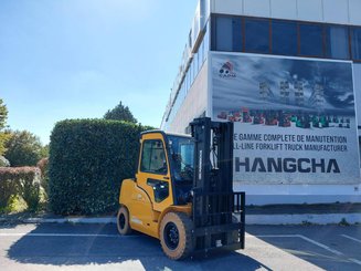 Four wheel front forklift Hangcha XE50i-500