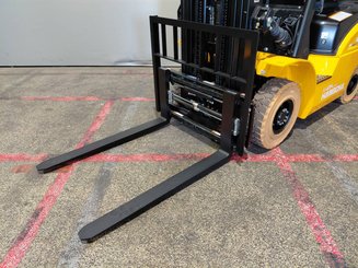 Four wheel front forklift Hangcha XE20Ci ( CPD20-XEXY2HA-SI )