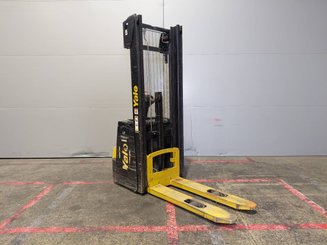Pallet stacker Yale MS12AC