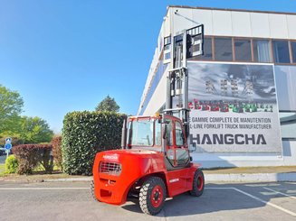 Four wheel front forklift Hangcha XF70D