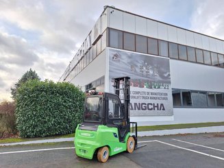Four wheel front forklift Hangcha AE25-I