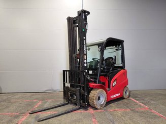 Four wheel front forklift Hangcha A4W25