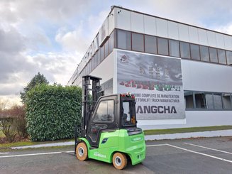 Four wheel front forklift Hangcha AE25-I