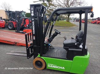 Three wheel front forklift Hangcha X3W15i (CPDS15-XD4-SI)