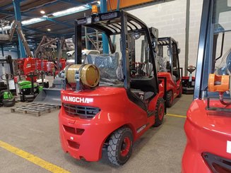 Four wheel front forklift Hangcha XF25G-2