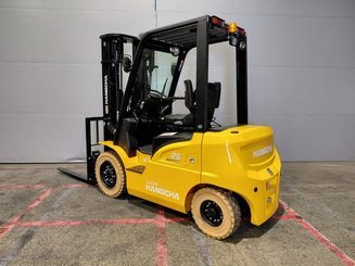 Four wheel front forklift Hangcha XE25i ( CPD25-XEY2HA-SI )