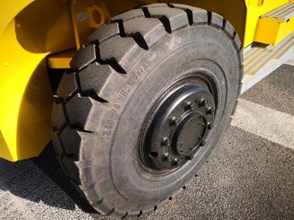 Four wheel front forklift Hyster H16XM-12
