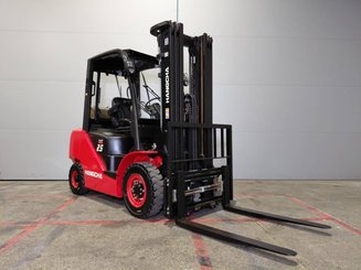 Four wheel front forklift Hangcha XF25G