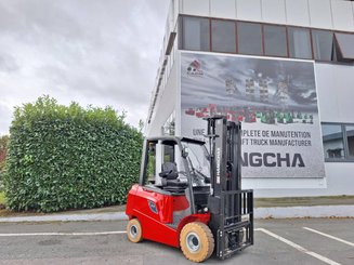 Four wheel front forklift Hangcha AE25