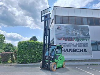 Four wheel front forklift Hangcha XC50i-600