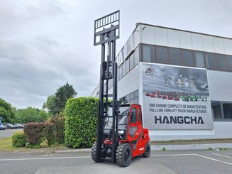 Four wheel front forklift Hangcha XF55D-2