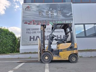 Four wheel front forklift Yale gdp16vx
